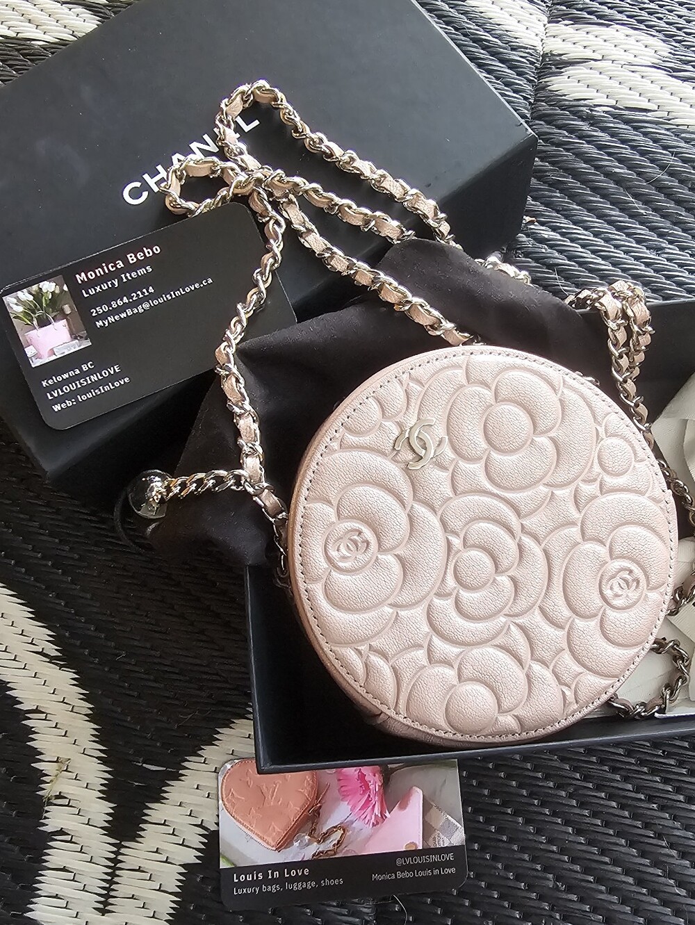CHANEL Pink Camellia Quilted Round Crossbody - Picture 2 of 12